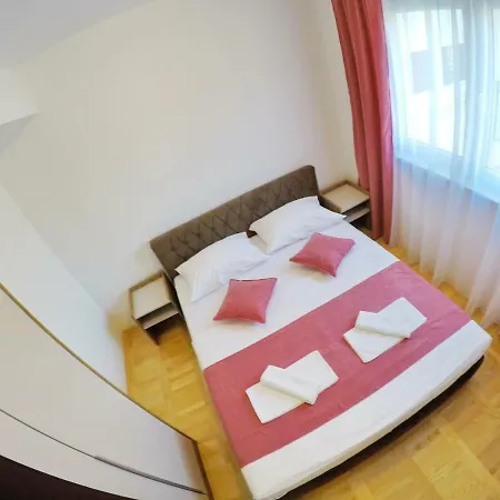 Centar 2 * Trebinje