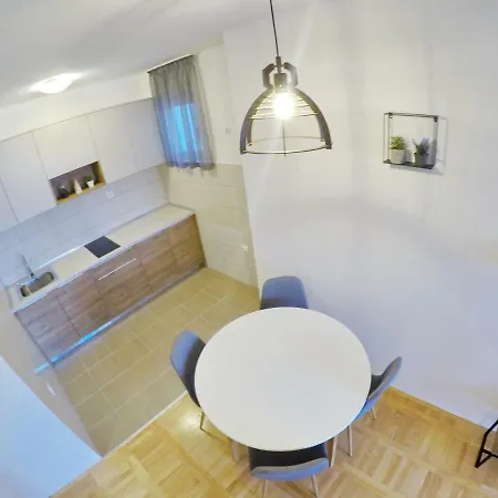 Centar 2 Apartman